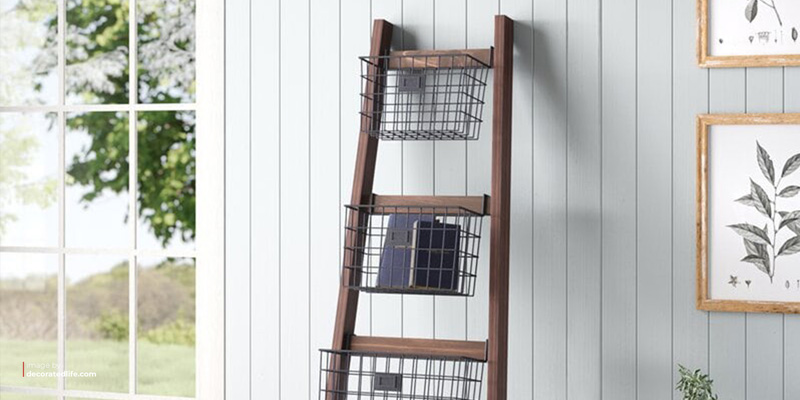 Style up with a vintage ladder