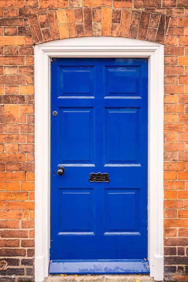 bright-blue-accent-door