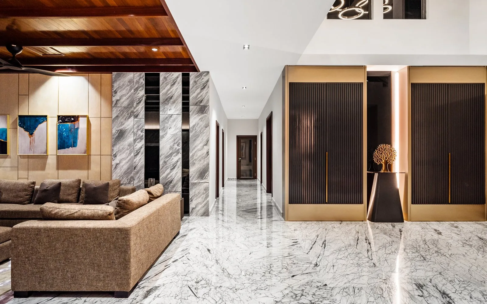 Wooden ceiling in warm timber over the living hall of the Terengganu bungalow
