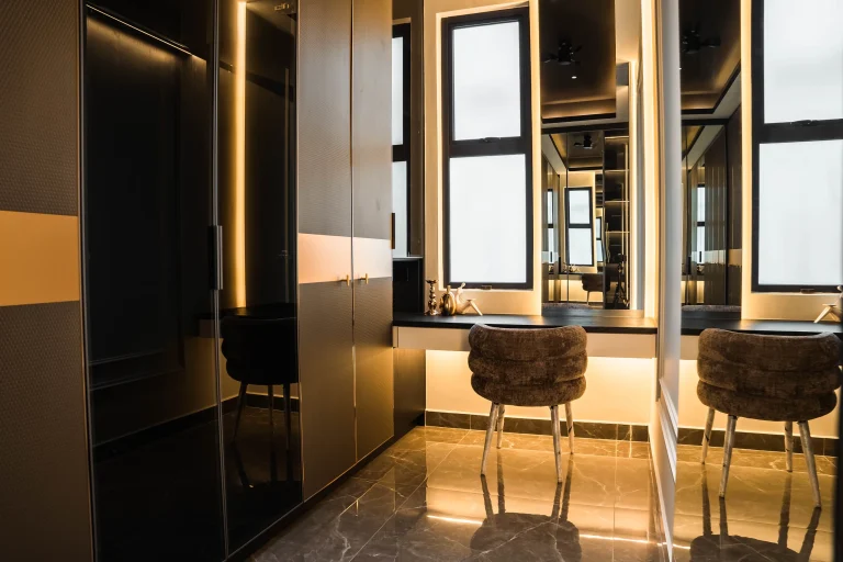 setia-marina-one-walk-in-wardrobe